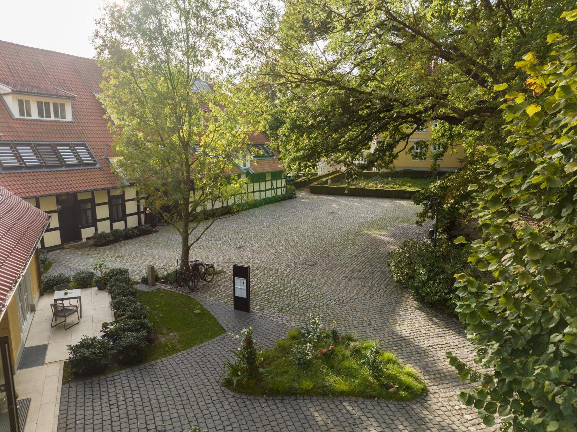 Schlossresidenz - Boutique Apartments & Hotel Suiten Schloss Ricklingen Exterior photo